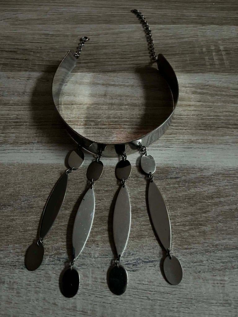 collier, Ophalen, Ketting