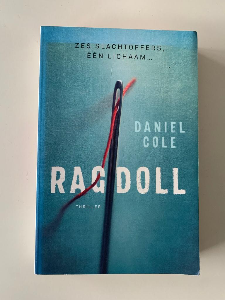 Ragdoll Daniel Cole, Boeken, Ophalen of Verzenden, Gelezen