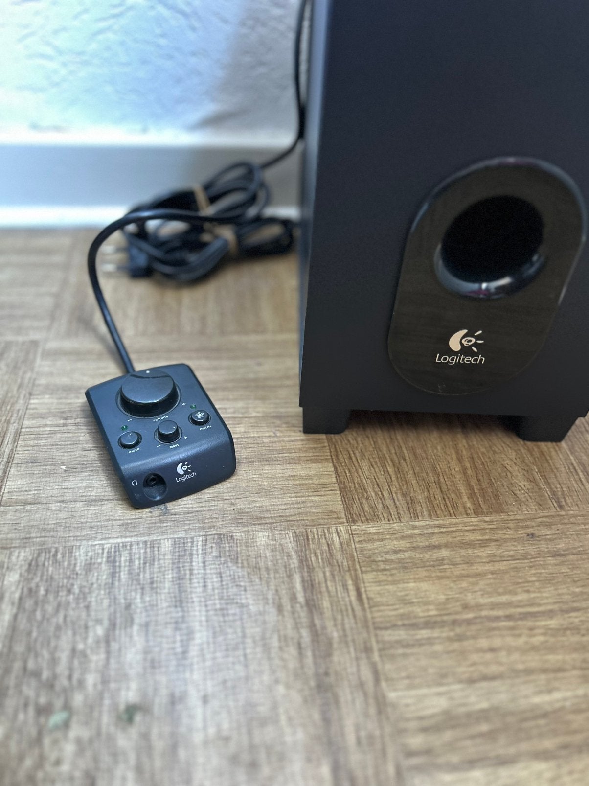 Logitech X-540 control pod, Ophalen, Zo goed als nieuw