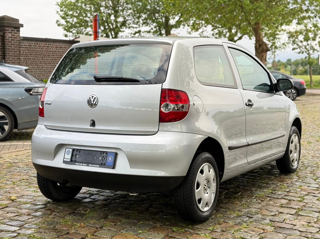 Volkswagen Fox 1.2i - 64.000 KM !! 1e eigenaar !!, Auto's, Voorwielaandrijving, 4 zetels, 1198 cc, 146 g/km