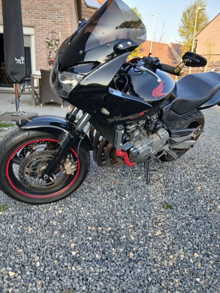 Honda hornet, Motoren, Particulier