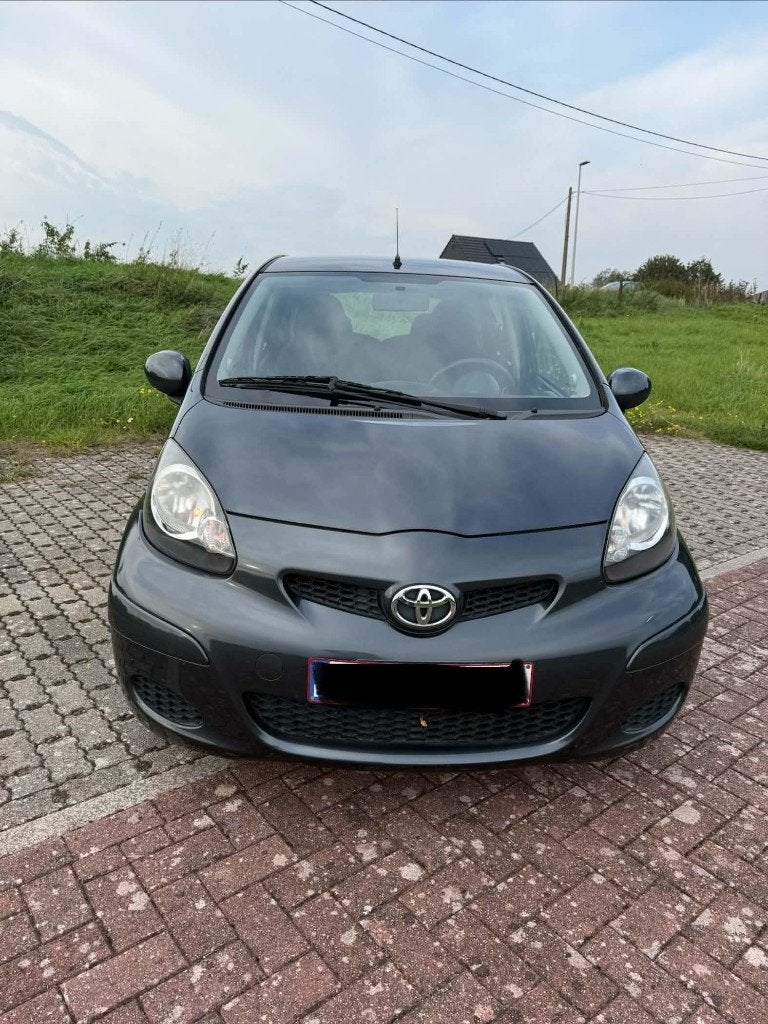 Toyota Aygo 1.0 benzine 72000km uit 2011, Voorwielaandrijving, Stof, 50 kW, Handgeschakeld