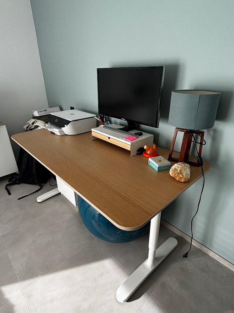 Bureau IKEA BEKANT, Huis en Inrichting, Ophalen, 160 cm, Scandinavisch, Hout