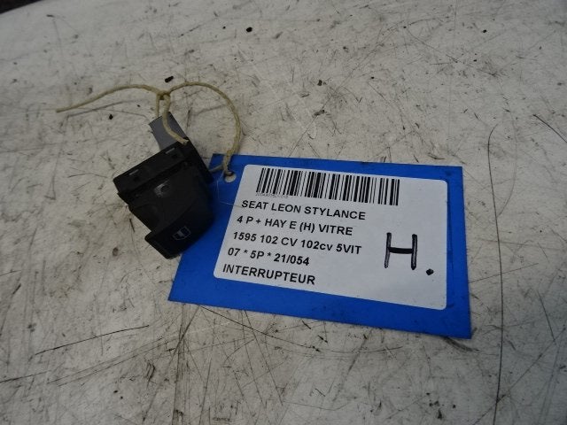 COMMUTATEUR Seat Leon (1P1) (01-2005/08-2013) (7L6959855B), Utilisé, Seat