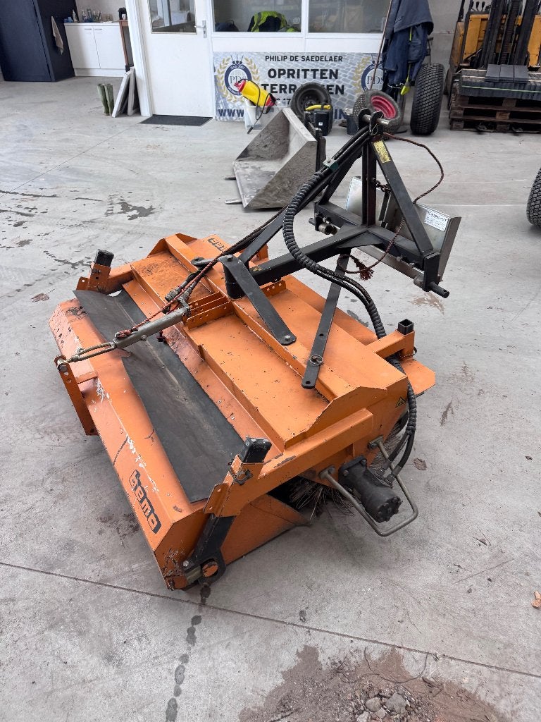 Bema veegmachine met opvangbak, Doe-het-zelf en Bouw, Ophalen, Gebruikt