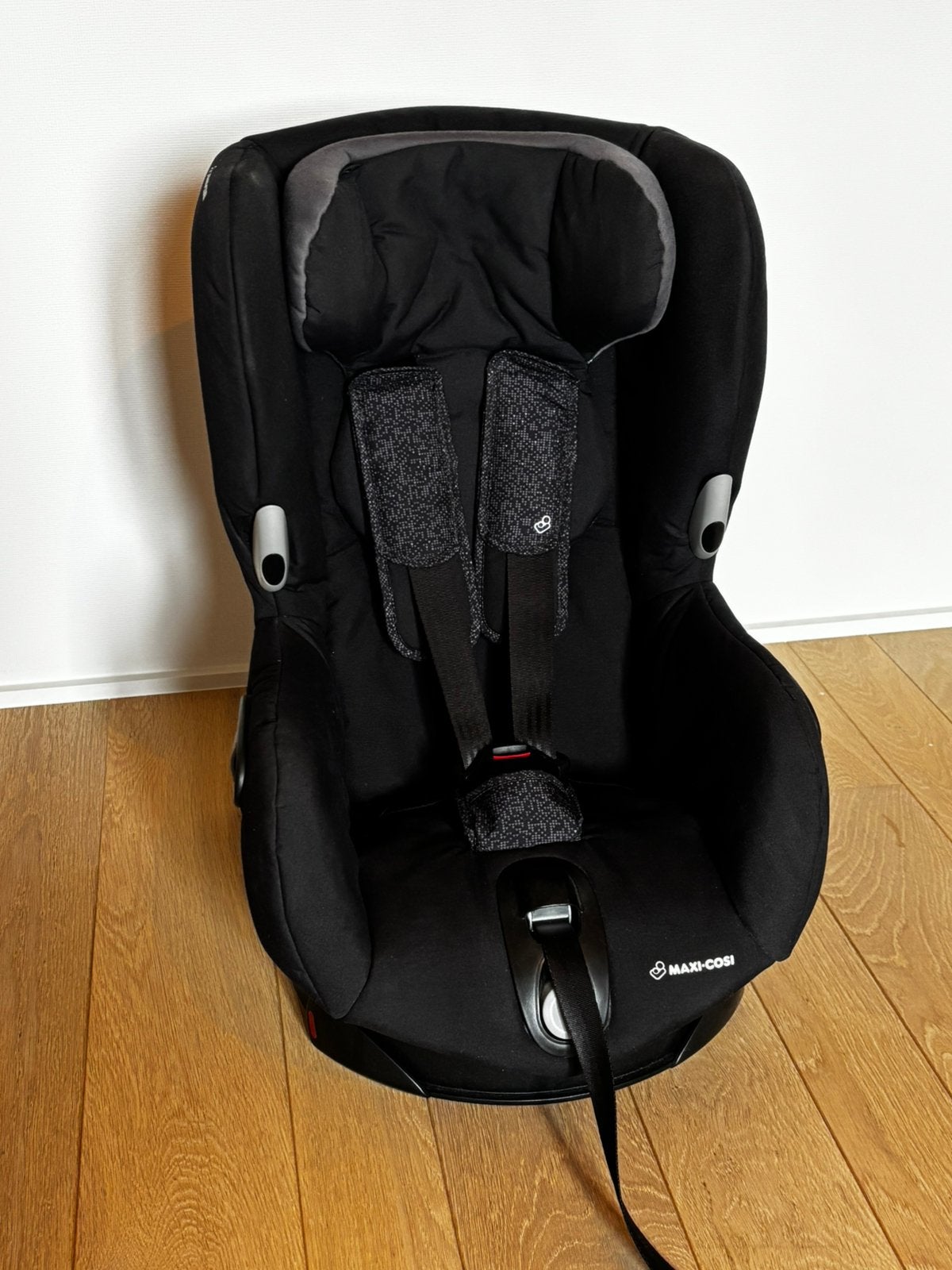 Autostoel Axis triangle black groep, Kinderen en Baby's, Autostoeltjes, Ophalen, Verstelbare rugleuning, Autogordel, Zo goed als nieuw