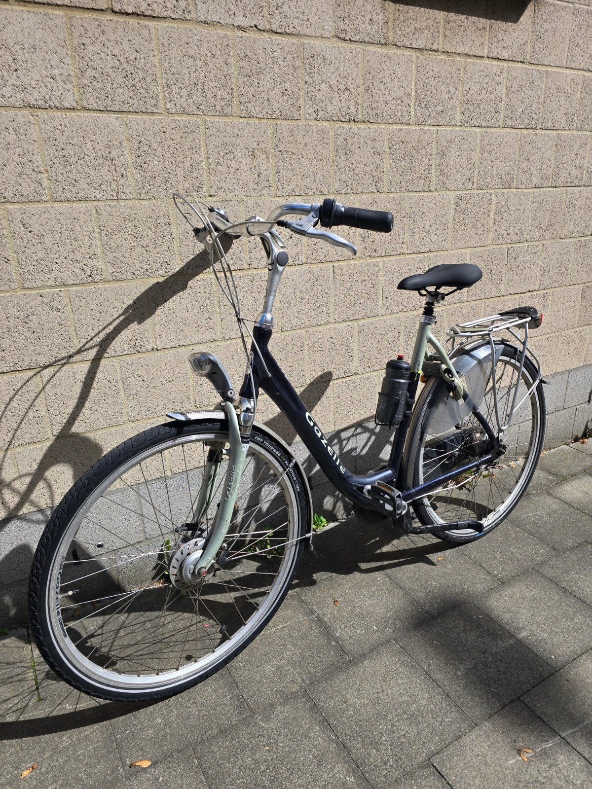Gazelle Orange - Vélo de ville idéal
Modèle :, Vitesses, Frein à tambour, Comme neuf, Enlèvement
