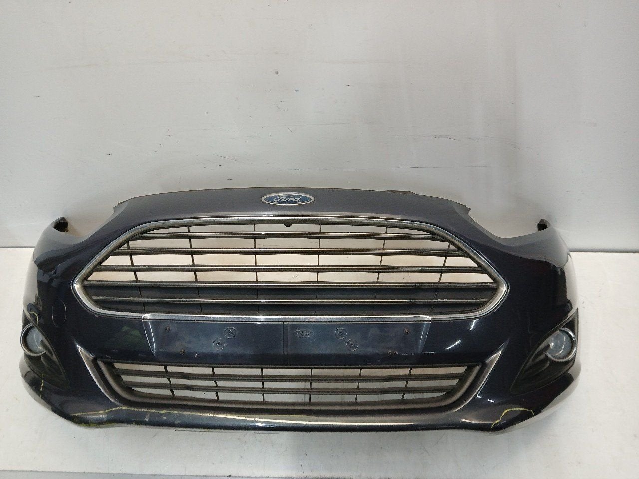 Bumper voor Ford Fiesta, Auto-onderdelen, Onderdelen@venauto.nl, Van der Ven Autorecycling B.V., Gebruikt, Ettenseweg 76, 4706 PB Roosendaal, The Netherlands