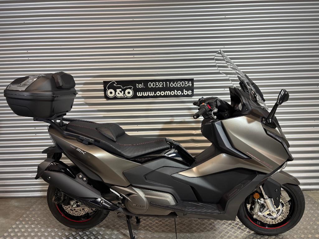 ALS NIEUW! Kymco AK550 Premium + Garantie+GRATIS onderhoud, Motoren, Traction Control, Occasion, Kymco, Motorrijbewijs A