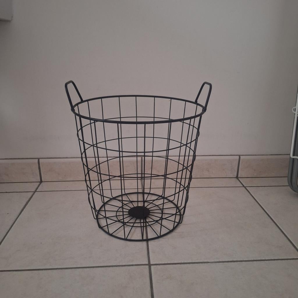 Ijzeren mand, Ophalen, Mand