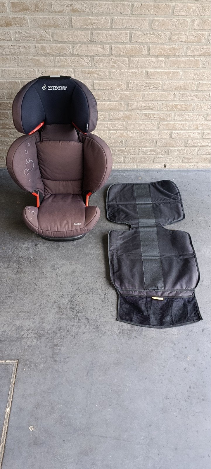 Maxi cosi rodifix autostoel + zetelbescherming., Ophalen, Verstelbare rugleuning, Gebruikt, 15 t/m 36 kg