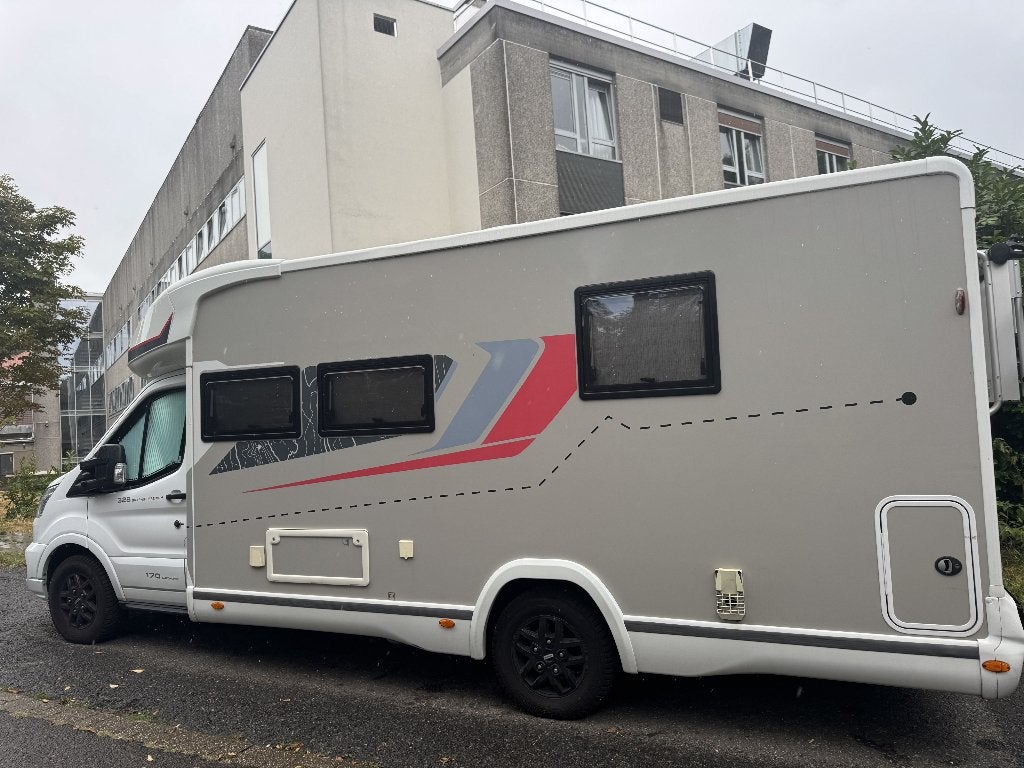camping car, Jusqu'à 4, 6 à 7 mètres, Ford, Intégral