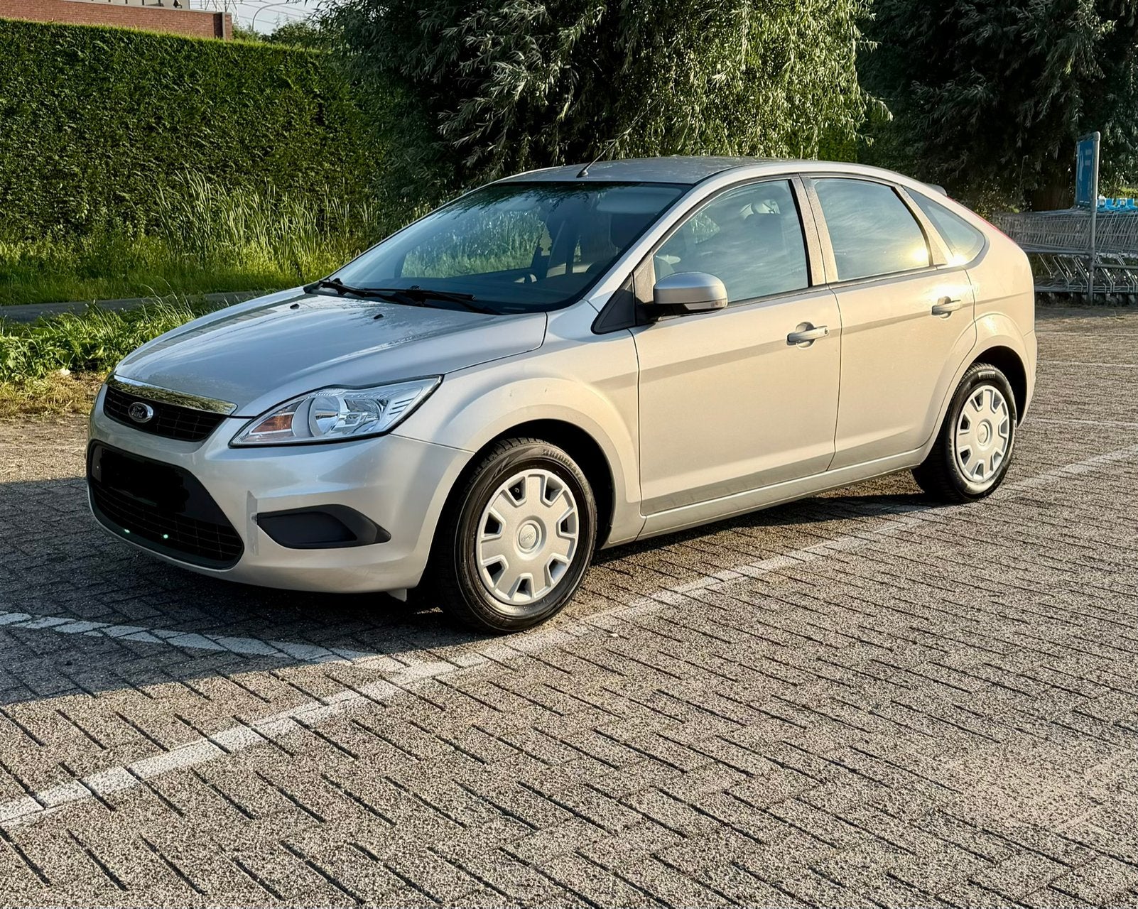 Ford Focus 1.4i | Airco | CarPlay | Gekeurd voor Verkoop, Focus, Stof, Zwart, 5 deurs