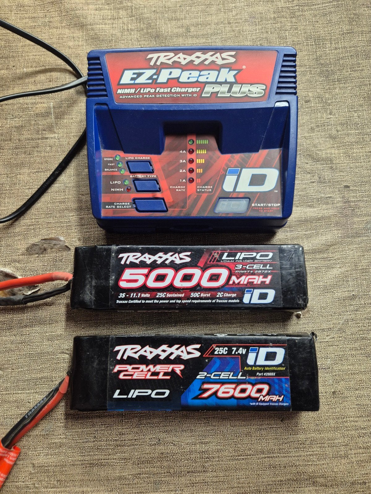 traxxas lippo's + lader, Hobby en Vrije tijd, Ophalen of Verzenden