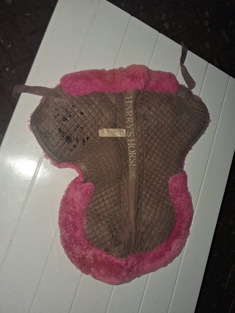 Roze Harry's Horse bontpad (zadelonderlegger), Dieren en Toebehoren, Full (L), Gebruikt, Overige typen, Ophalen of Verzenden