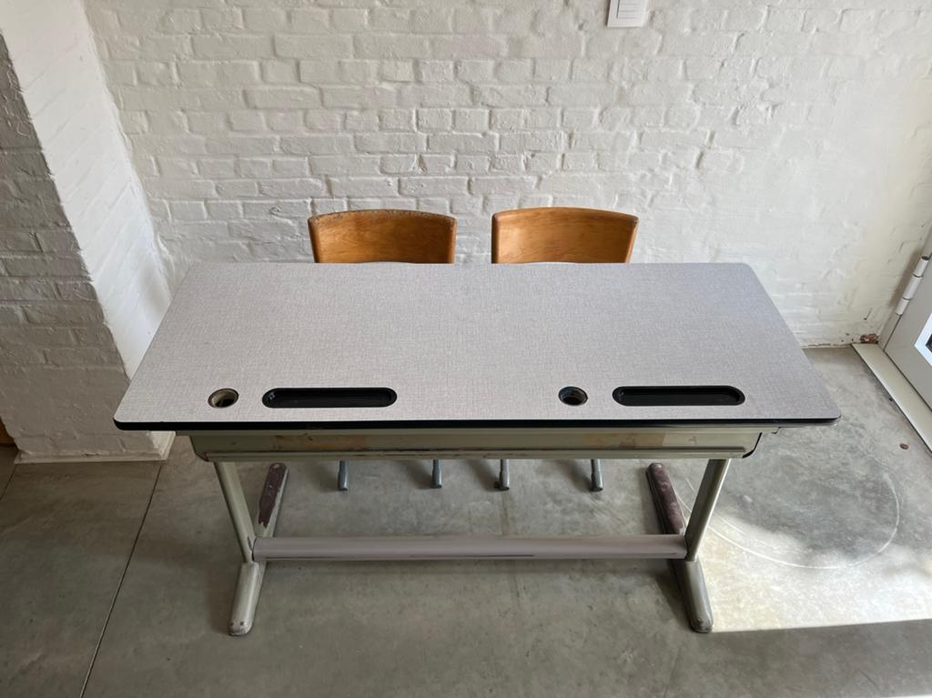 Vintage schoolbankje, Huis en Inrichting, Bureaus, Gebruikt, Schoolbureau, Vintage, Ophalen