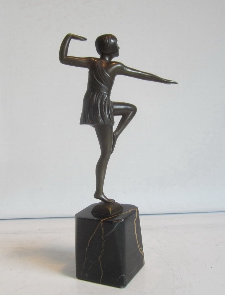 Antiek art deco bronsje, danseres, Antonin MARA ca 1920, Antiek en Kunst, Verzenden, Art deco, Brons, Gemerkt