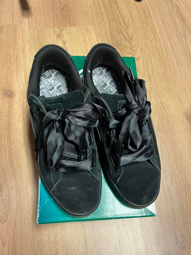 Zwarte puma sneakers met strikken Suède, Puma, Zwart, Ophalen of Verzenden, Sneakers