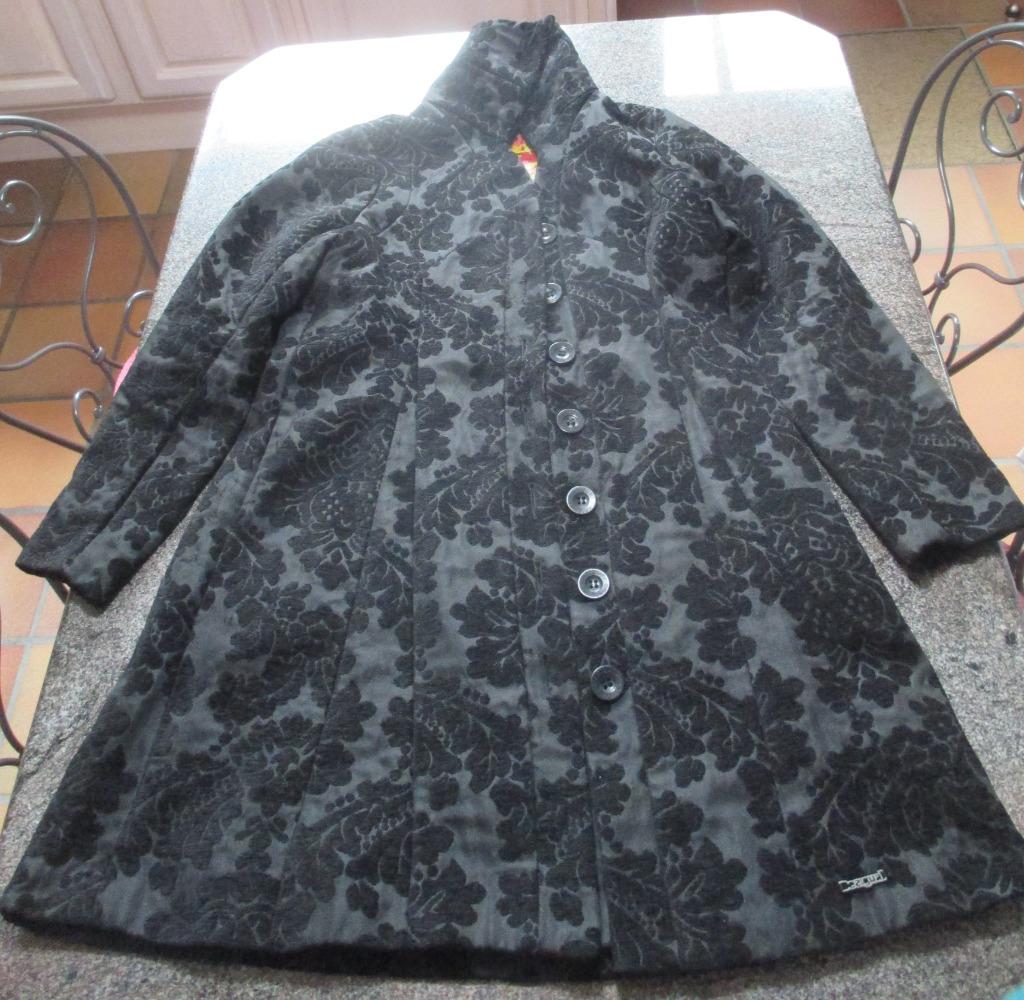 Mooie jas, merk Desigual, Ophalen, Zwart, Maat 42/44 (L), Zo goed als nieuw