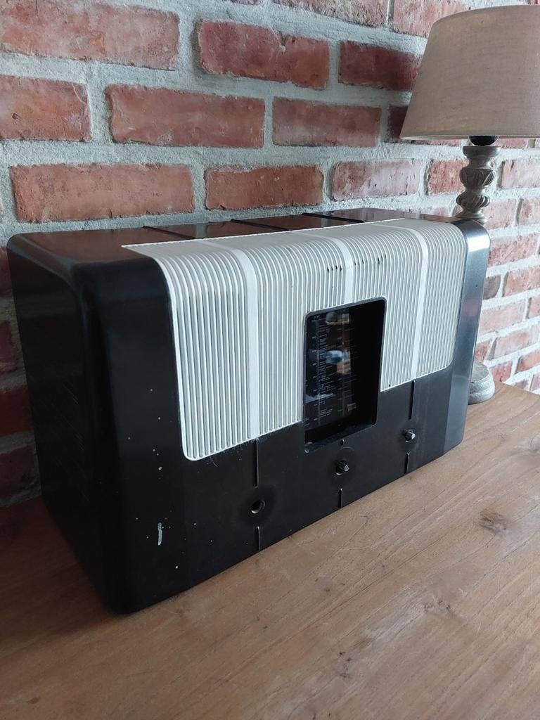 Oude radio Murphy U102 , voor onderdelen, Ophalen of Verzenden, Niet werkend, Radio