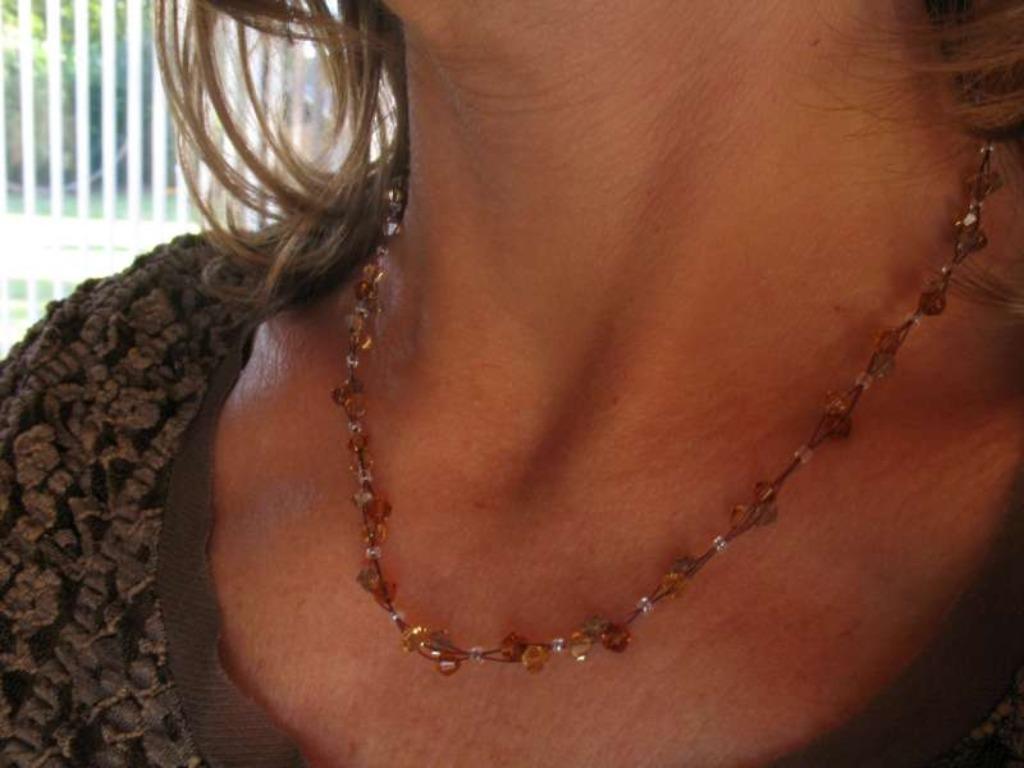 Fijne elegante ketting: kristal parels: bruine tint, Bijoux, Sacs & Beauté, Colliers, Neuf, Enlèvement ou Envoi, Autres matériaux