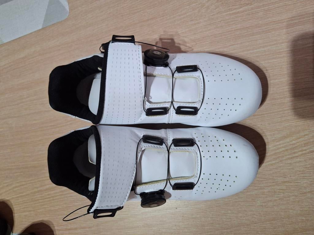 fietsschoenen race maat  37 voor look of wegplaatjes, Enlèvement ou Envoi, Comme neuf