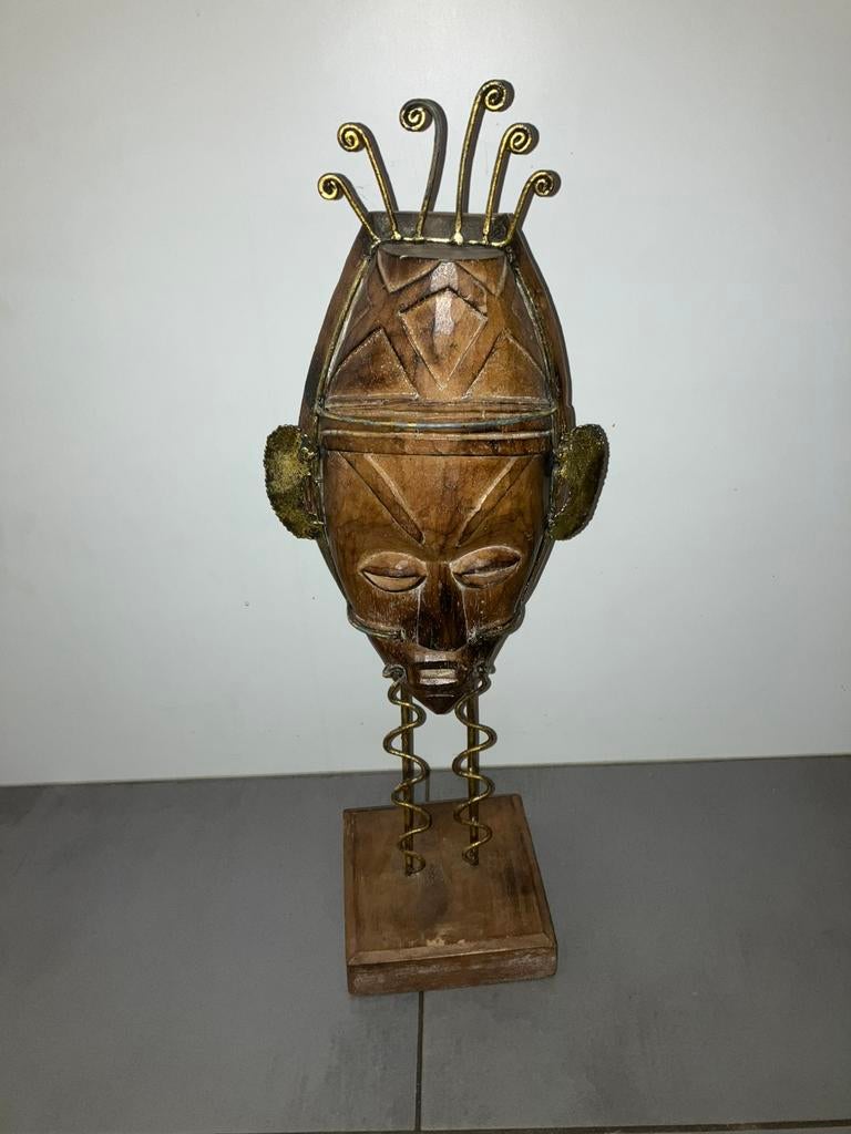 Senufo kpelie african mask op staander, ivoorkust, Ophalen