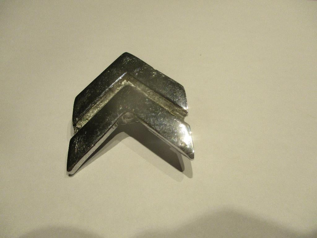 Verschillende Emblemen voor Oldtimer, Auto-onderdelen, Klein materiaal, Citroën, Oldtimer onderdelen, Ophalen