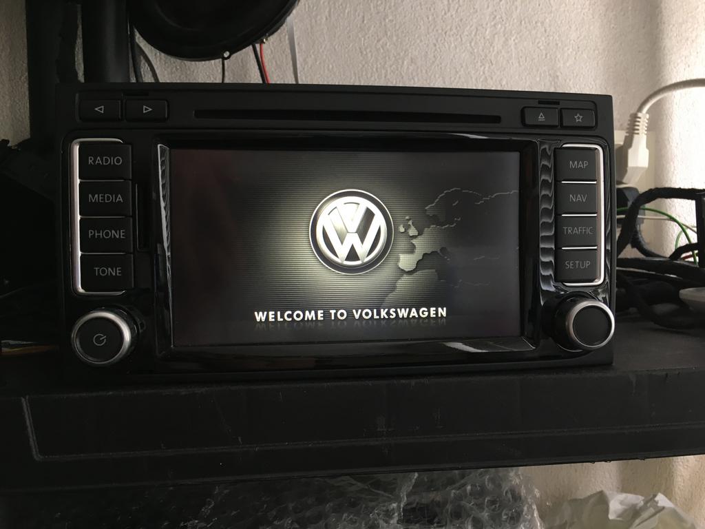 7E0 035 680 VW RNS 510 MFD3 touareg multivan gps repareren, Ophalen of Verzenden, Nieuw