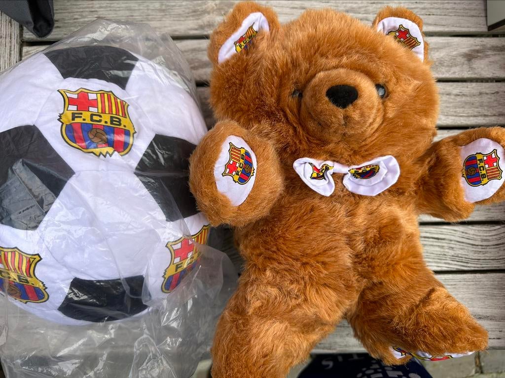 Étreinte du FC Barcelone, réversible en ballon, Collections, Enlèvement ou Envoi, Neuf