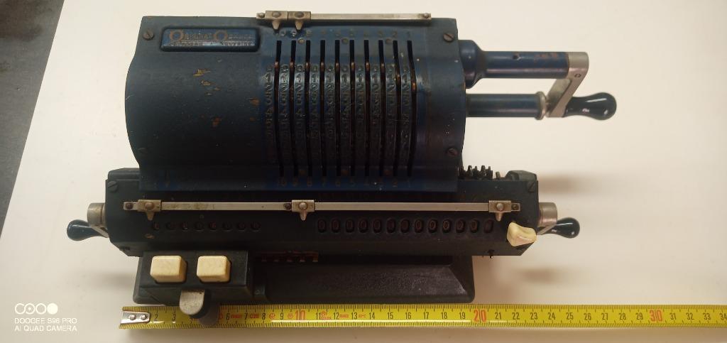 Machine à calculer mécanique Odhner 1950-60, Collections, Machines | Autre, Utilisé, Enlèvement ou Envoi