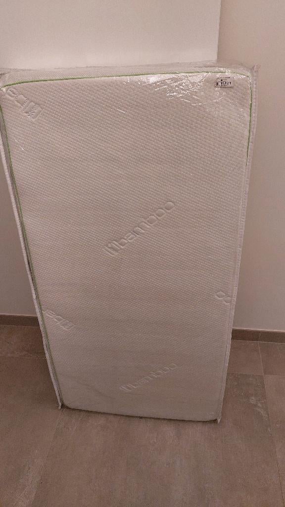 Babymatras 60x120x10 cm merk abz panda (he bamboo) matras, Kinderen en Baby's, Ophalen, Zo goed als nieuw, Overige typen