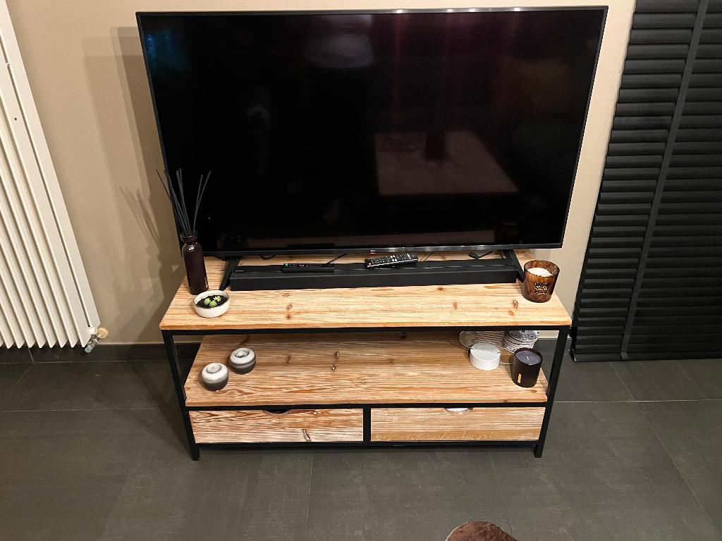 Tv-kast, Ophalen, Gebruikt, 100 tot 150 cm, Minder dan 100 cm