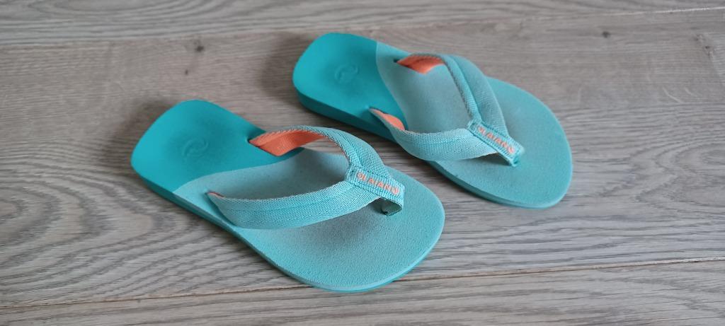 Teenslippers maat 26 - Olaian Decathlon - meisjes, Olaian Decathlon, Meisje, Ophalen of Verzenden, Zo goed als nieuw