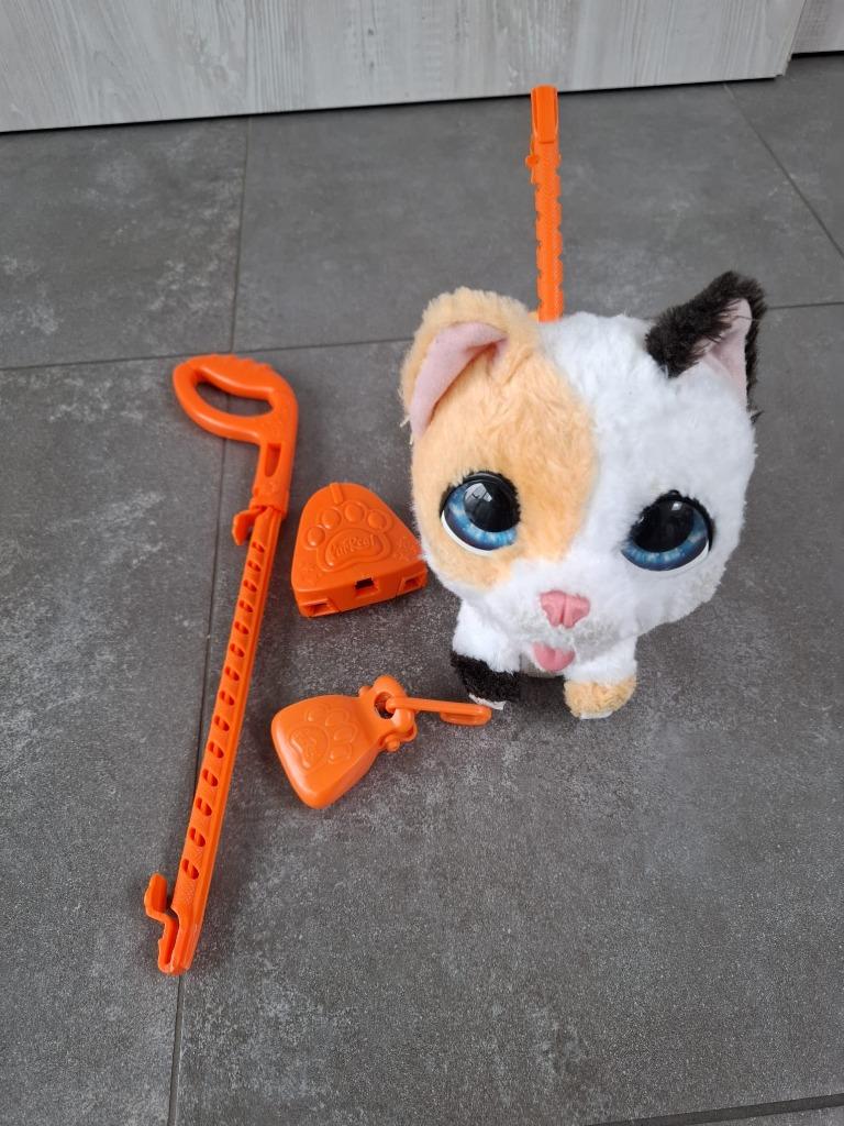 Furreal - katje (met 'brokjes'), Ophalen, Gebruikt