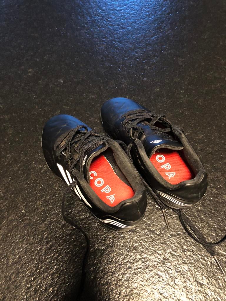 Voetbalschoenen mt 30, Enlèvement, Comme neuf