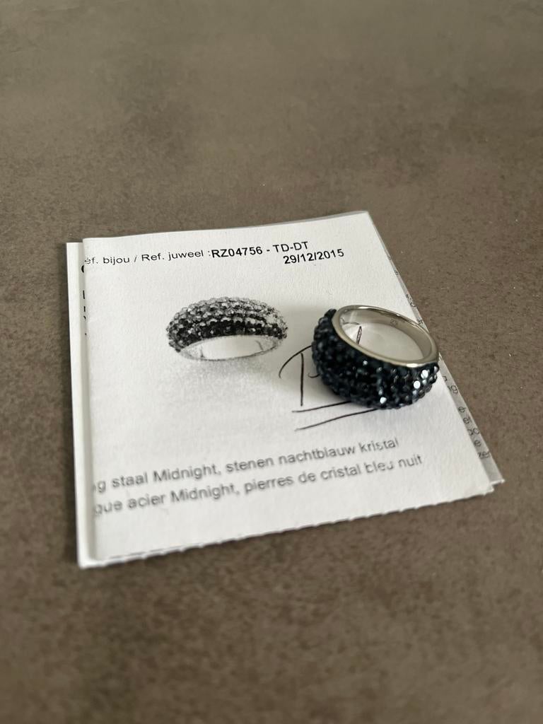 Ring Victoria, Handtassen en Accessoires, Ringen, Ophalen, Zo goed als nieuw