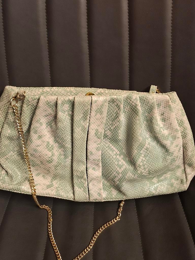 Groene schoudertas merk Neuville echt nooit gebruikt., Bijoux, Sacs & Beauté, Sacs | Sacs Femme, Enlèvement ou Envoi
