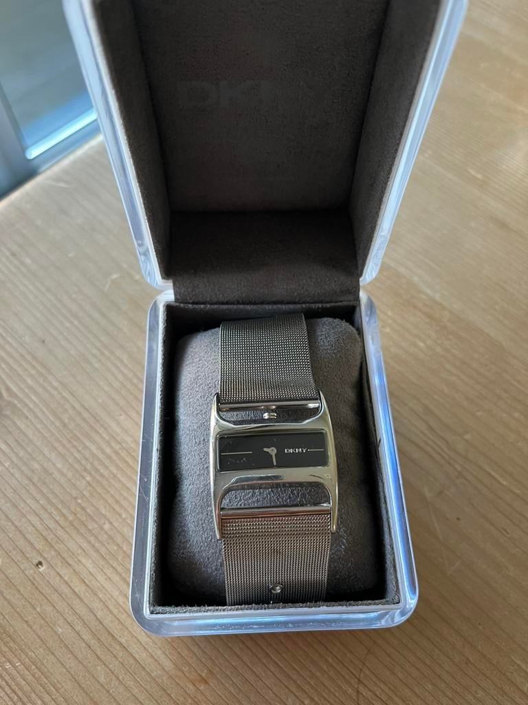 DKNY dameshorloge, Bijoux, Sacs & Beauté, Montres | Femmes, Enlèvement ou Envoi, Utilisé, DKNY
