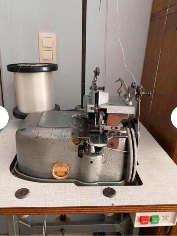 TITAN DK2500 speciaal tapijt, Ophalen, Lockmachine