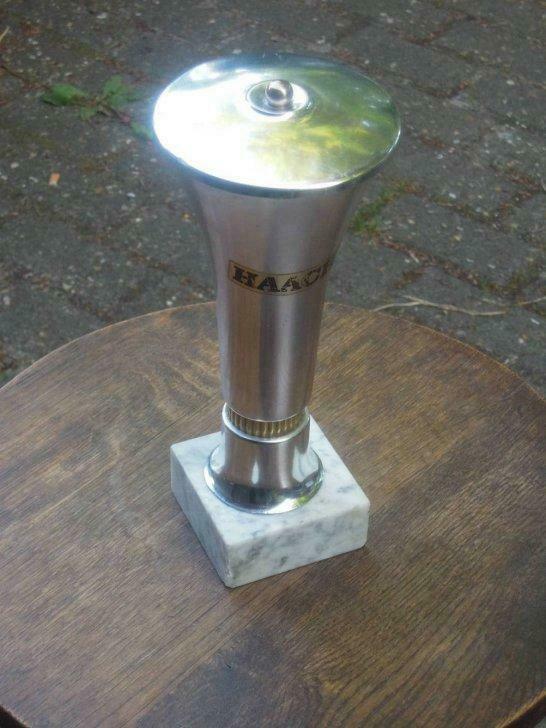 bier beker Haacht aluminium  met deksel marmer sokkel, Ophalen of Verzenden, Gebruikt