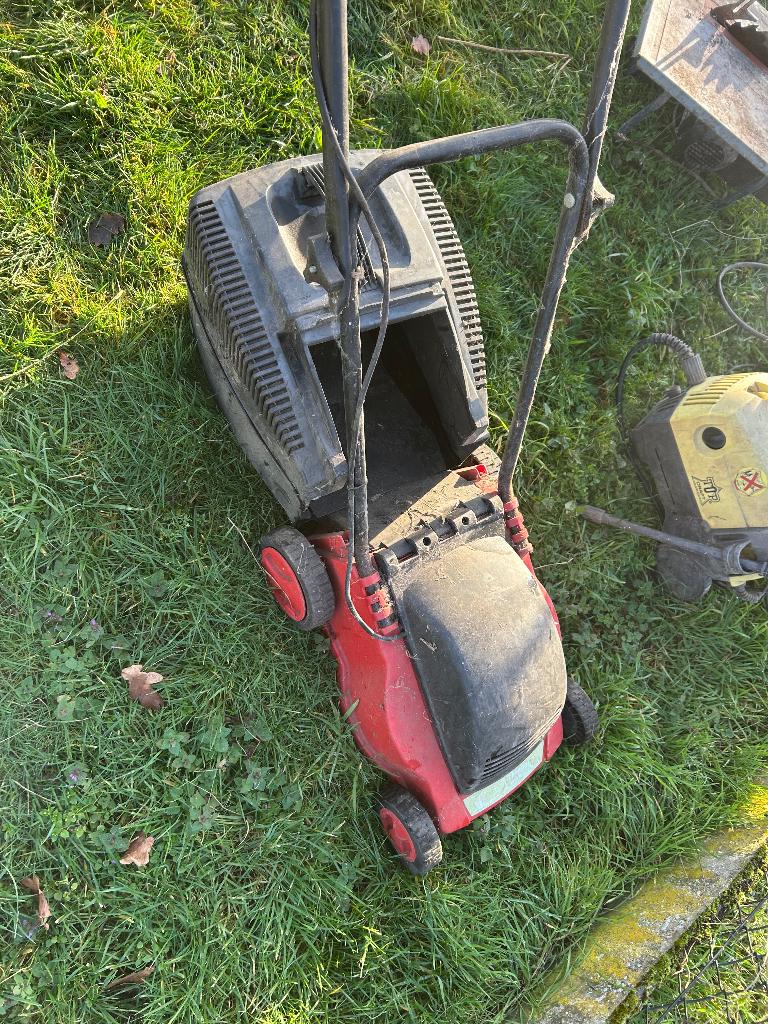 Grasmachine op electriciteit, Tondeuse rotative, 40 à 49 cm, Enlèvement, Utilisé