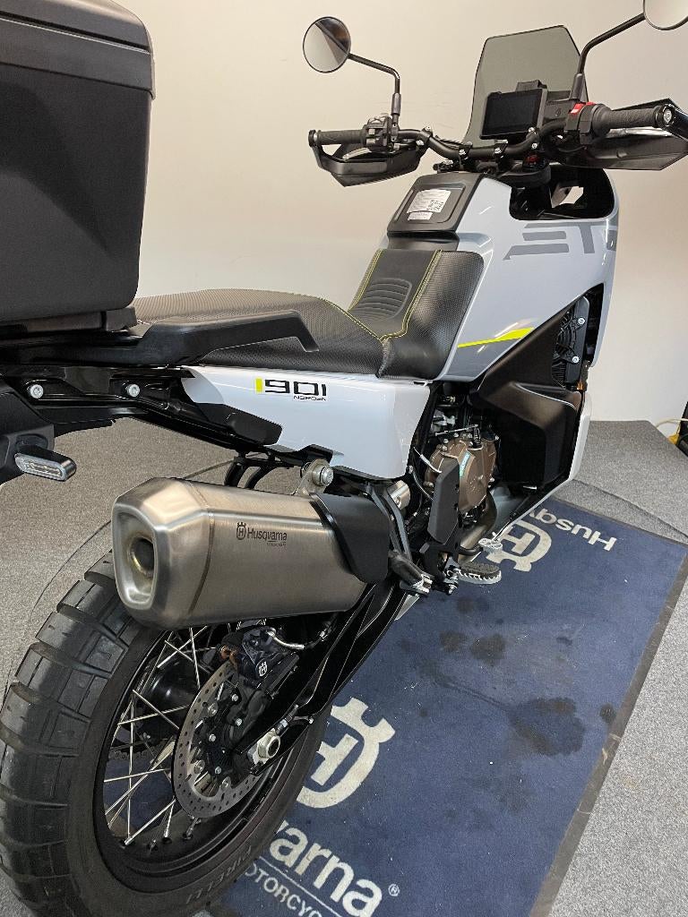 Husqvarna Norden 901 MY'24 ref. LS 3269, Motoren, Motoren | Husqvarna, 2 cilinders, Motorrijbewijs A, Bedrijf, Meer dan 35 kW