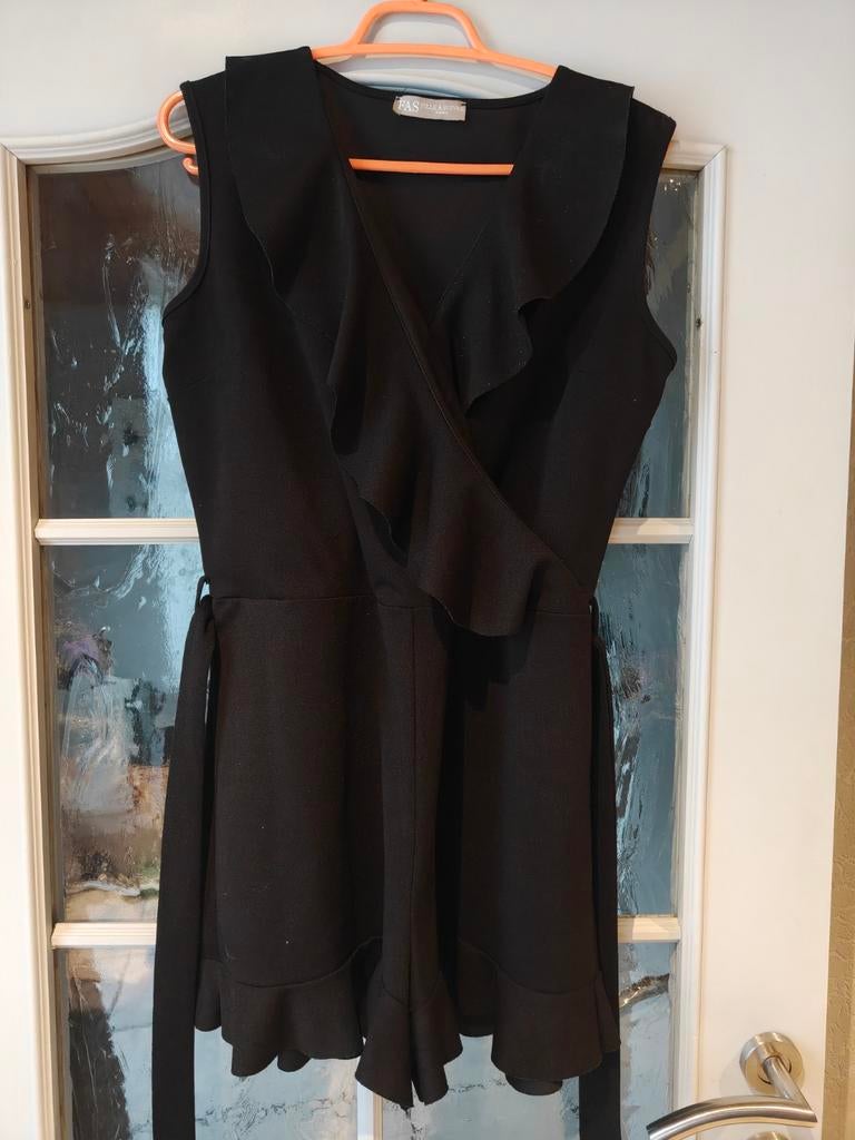 Jumpsuit (shortje) 42, Vêtements | Femmes, Combinaisons, Enlèvement ou Envoi