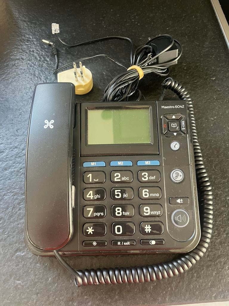 Vaste telefoon met grote toetsen -maestro 6042, Telecommunicatie, Vaste telefoons | Niet Draadloos, Ophalen, Zo goed als nieuw