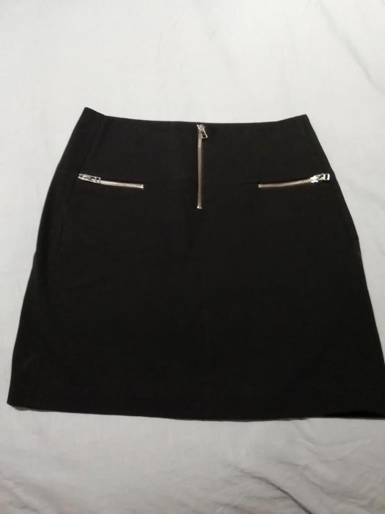 Mooie zwarte geklede rok, NIEUW, Vêtements | Femmes, Neuf, Taille 38/40 (M), Enlèvement ou Envoi, Au-dessus du genou