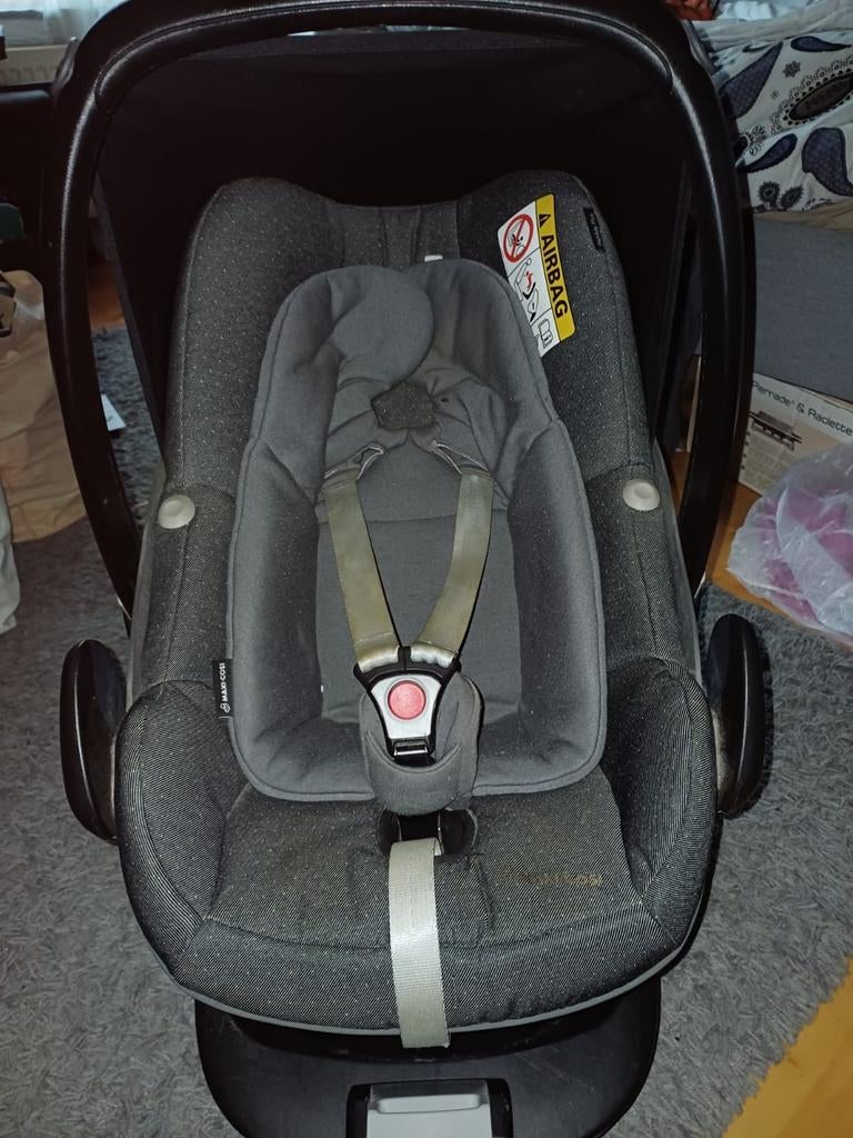 Maxi cosi Pebble plus + base isofix 2wayfix -12kg, Enfants & Bébés, Enlèvement, Isofix