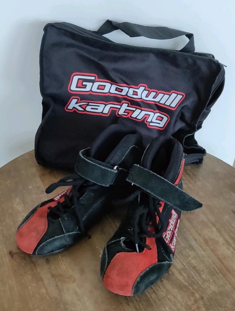 Kartschoenen - Maat 35, Sports & Fitness, Karting, Enlèvement, Utilisé, Vêtements ou Chaussures