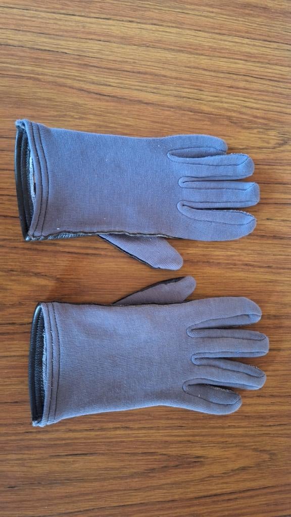 Handschoenen Luchtmacht maat 8 jaar 1987., Ophalen of Verzenden, Luchtmacht, Kleding of Schoenen
