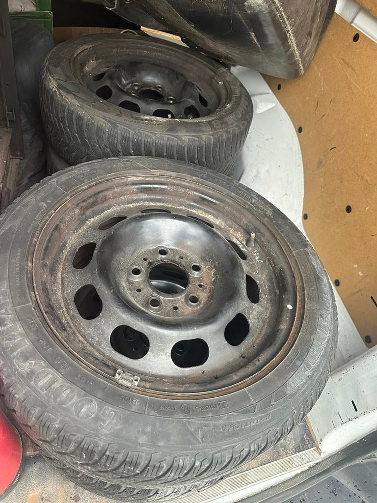 Goodyear banden/ velg 5x 120 voor BMW, Auto-onderdelen, Banden en Velgen, Band(en), Gebruikt, Ophalen